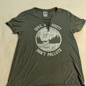 Woman's fitted t-shirt